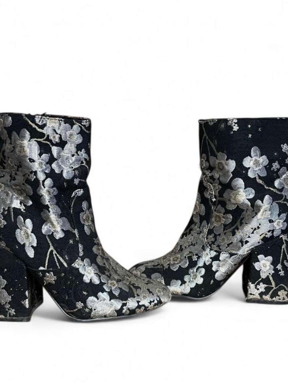 Indigo Rd. Style "Brooke"  Black and Gold Floral Brocade Ankle Boots Size 6M